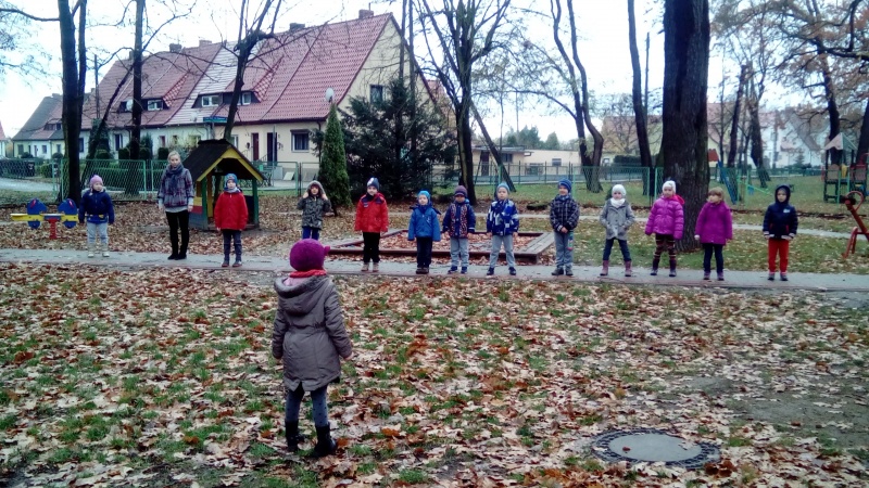 Szara jesień krasnala Radusia